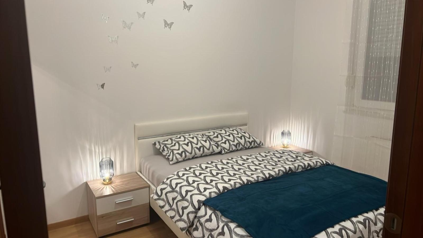 Level Up -Self Check In Apartman Eszék Kültér fotó
